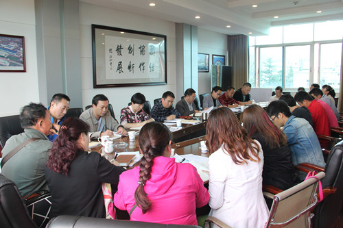 公司召开党支部书记座谈会  共话“两学一做”学习教育怎么做