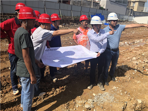 陈定华调研祥云棚改安置区一期、二期项目