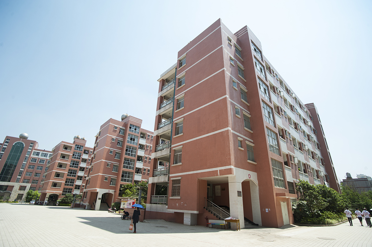 云南财贸学院世贸学生公寓