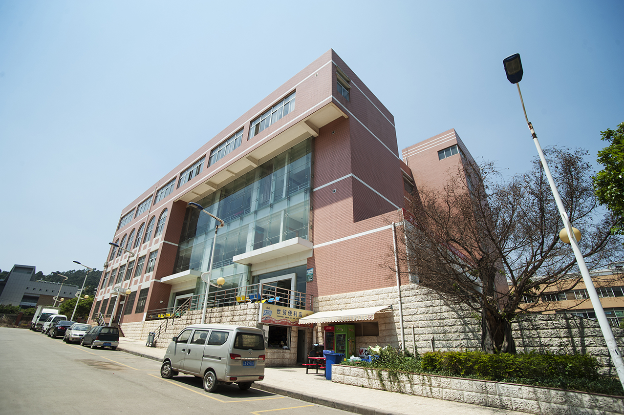 云南财经大学食堂