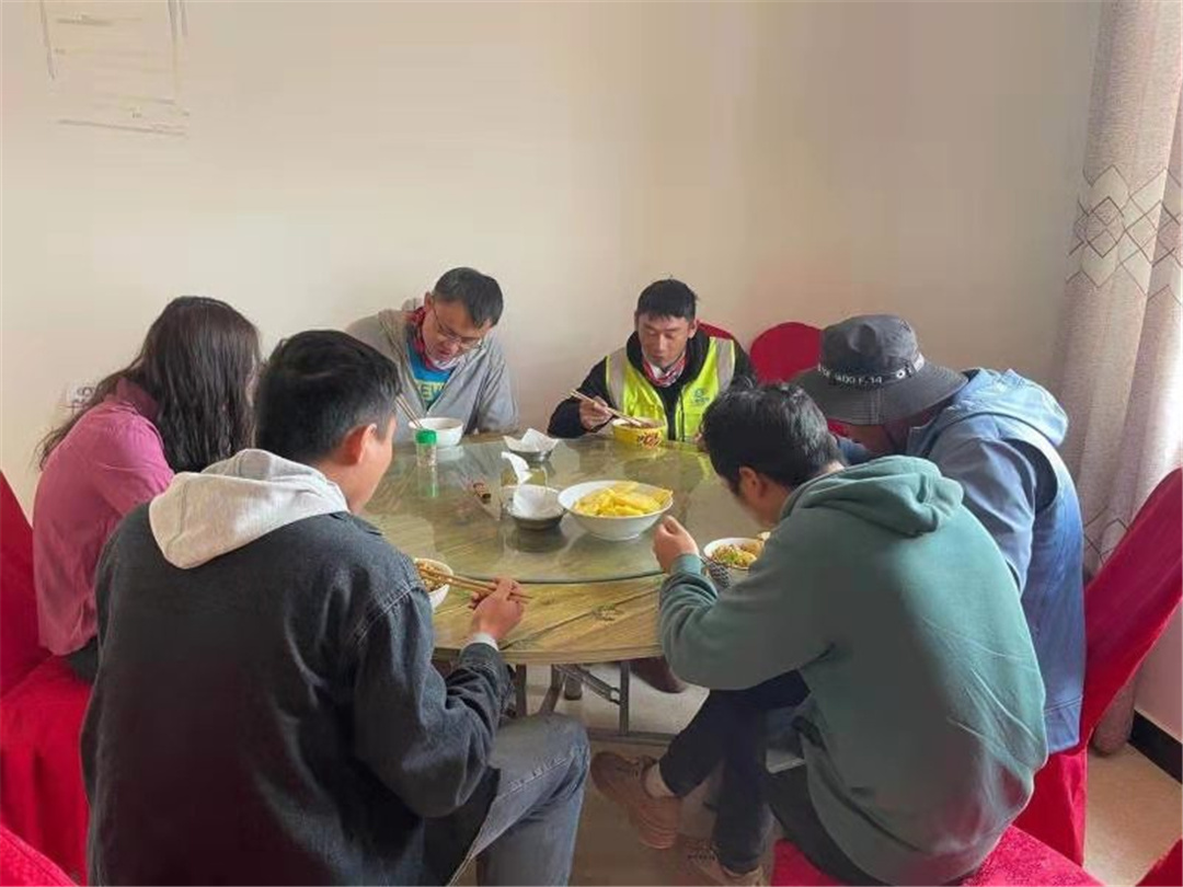 无论再忙，也别忘了吃饭 ?——二建干饭人图鉴