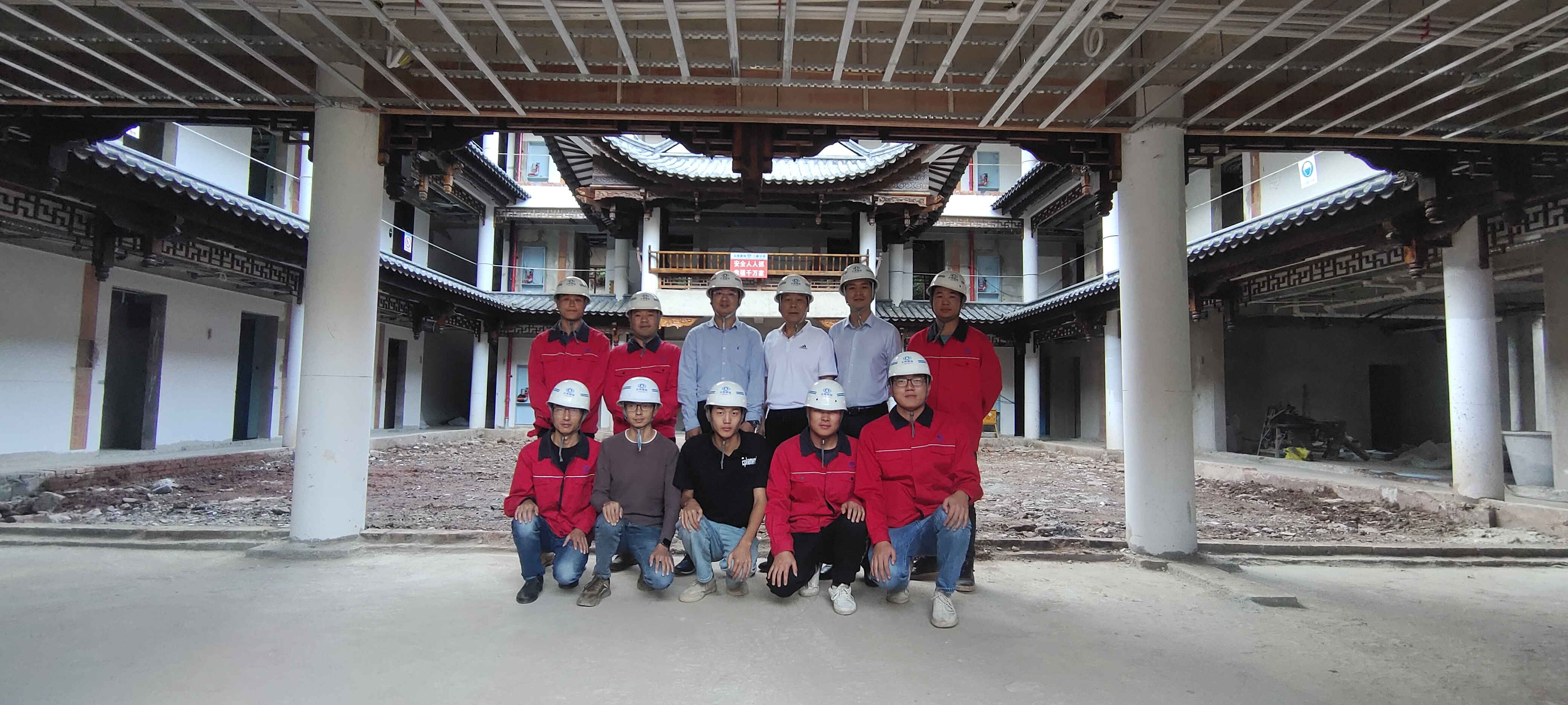 【我为群众办实事】万向遵一行调研禄丰黑井古镇酒店项目