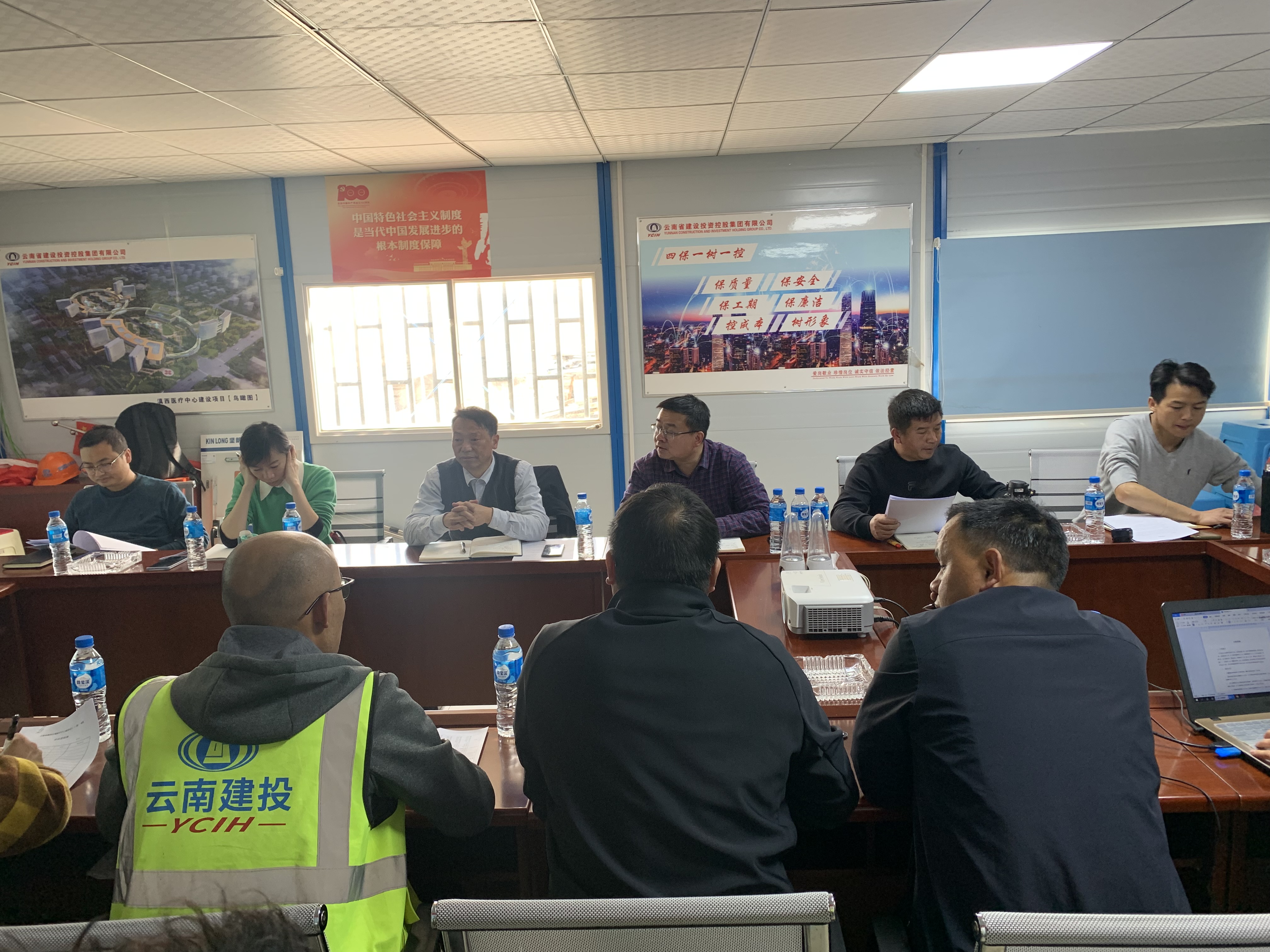 【我为群众办实事】陈定华一行调研滇西医疗中心项目