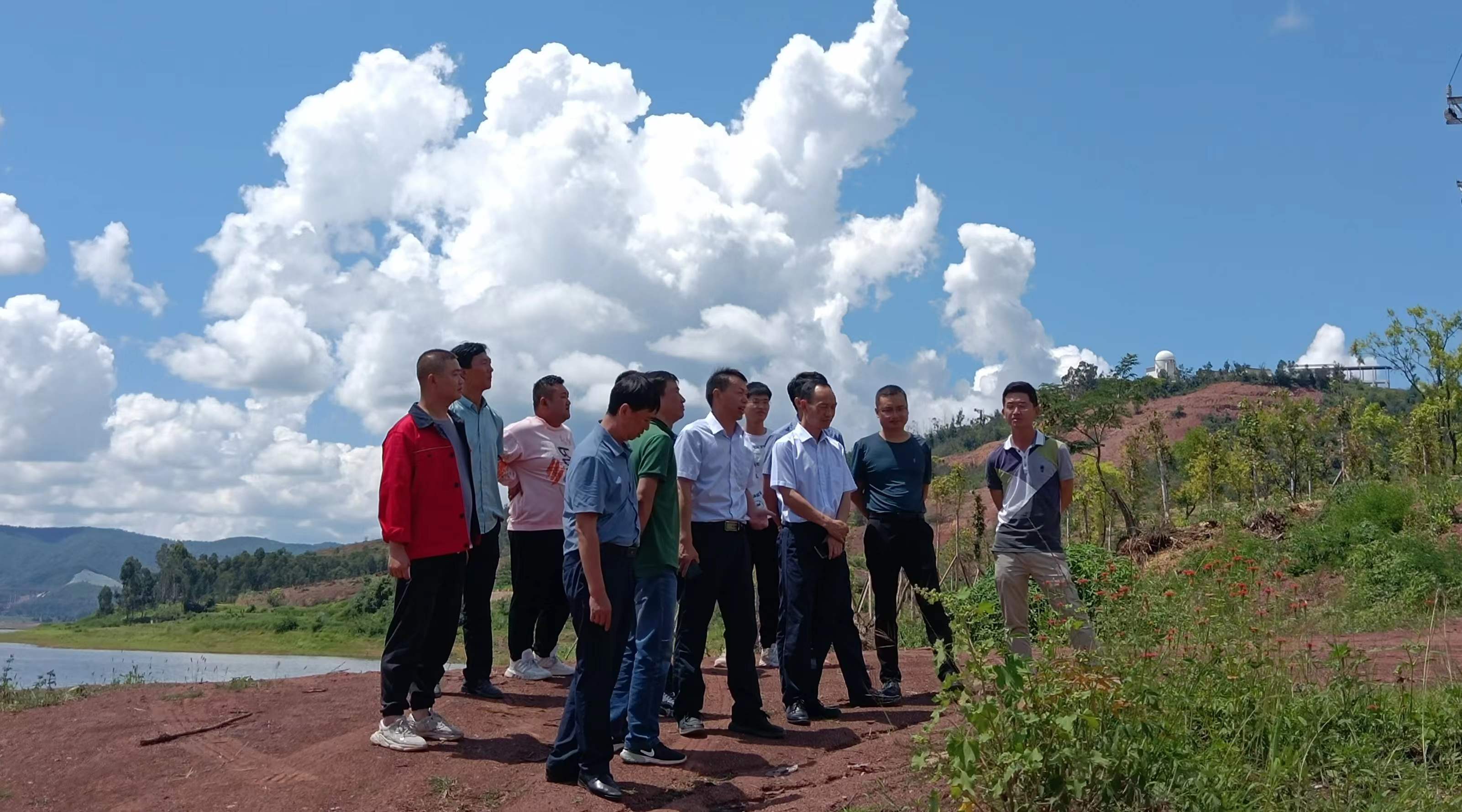 【贯彻一线工作法】陈定华、董学友一行到十二直姚安片区项目调研指导